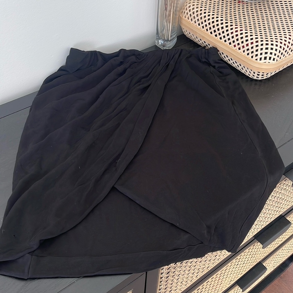 Babaton criss cross skirt